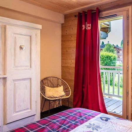 Charmant Appartement Dans Chalet, Coeur De Межев Экстерьер фото